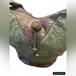 Vintage Sven design leather handbag in green, plum and brown/gold. P9